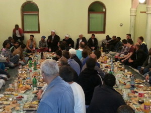 iftar sa izbjeglicama u tutinu 10.07.2014 (6)